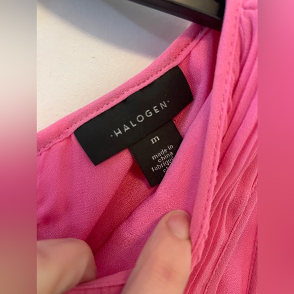 Halogen Sleeveless Pleated Georgette Pink Top Size Medium (8-10) NWT - Picture 4 of 12